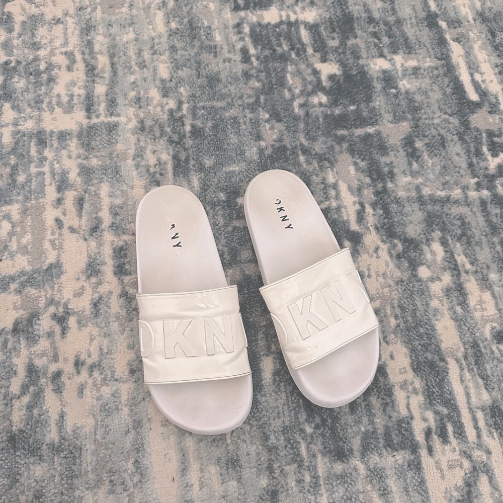 DKNY slides
